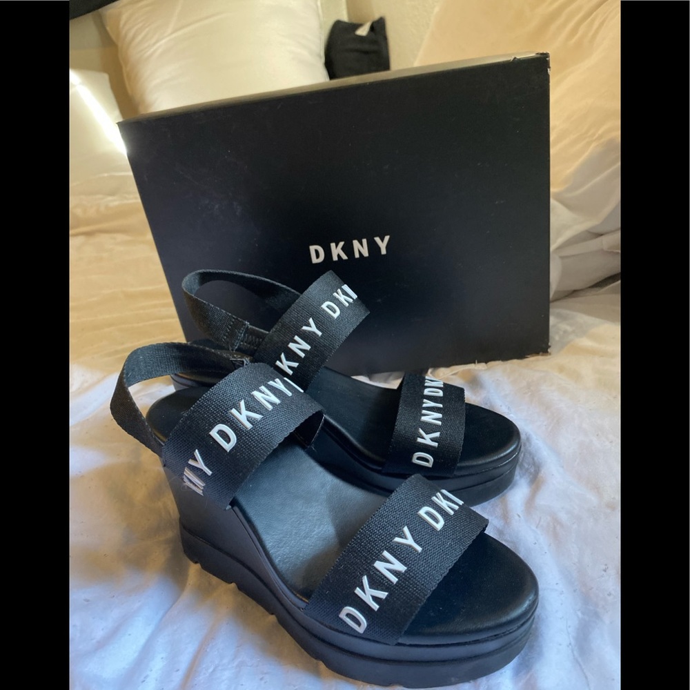 DKNY Wedges